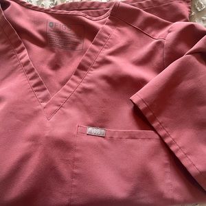 Mauve Figs XL Scrub Top